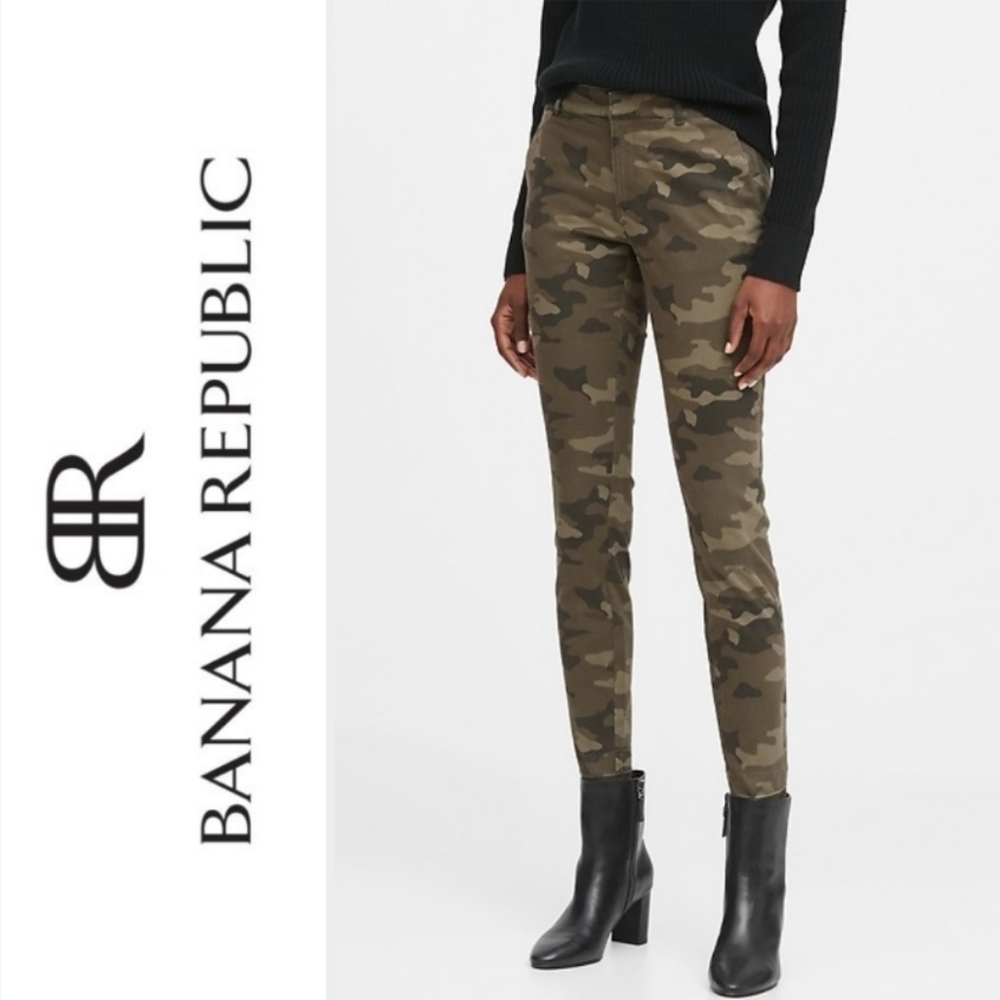 Nwt! Banana Republic Ryan Camo Trousers Pants
